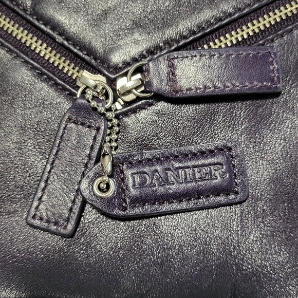 Danier Leather Women's Clutch Purse Black Leather Double Zipper - Picture 3 of 6